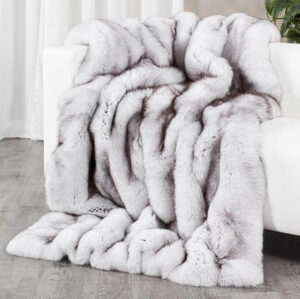 Genuine Silver Fox Fur Super King Blanket 250cm - Avant Garde Furniture - Designer Furniture Store & Luxury Home Decor